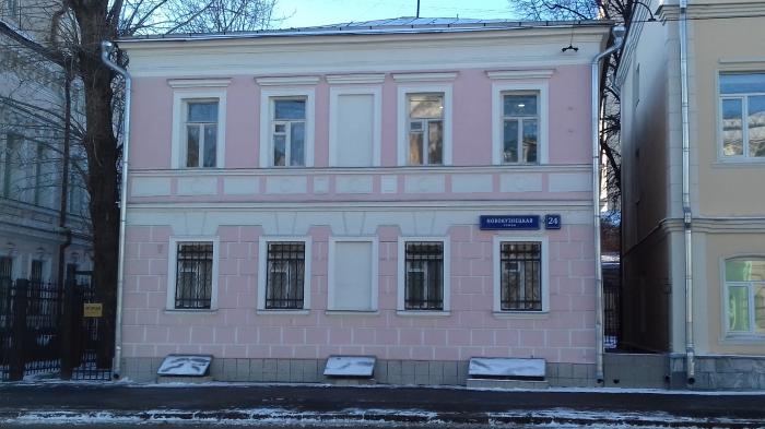 Москва, улица Новокузнецкая дом 24 с.3А. многофункциональное здание