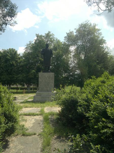 Памятник Ленину   Красногорняцкий image 6