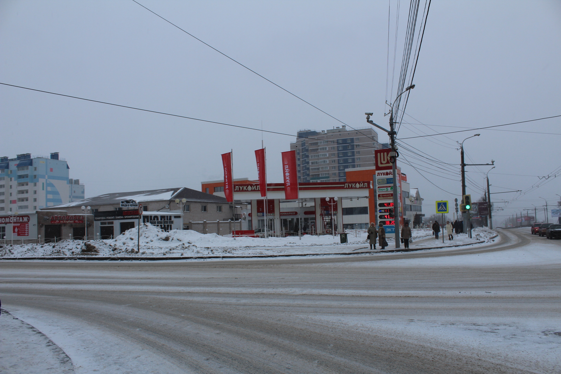 Petrol station LUKOIL - Izhevsk | store / shop, petrol / gas station