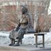 Скульптура «Бабушка на лавочке» в городе Казань