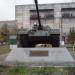 Танк Т-54 на постаменте в городе Мариуполь