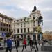 Plaza de Jacinto Benavente en la ciudad de Madrid