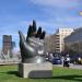 La Mano (Botero) en la ciudad de Madrid