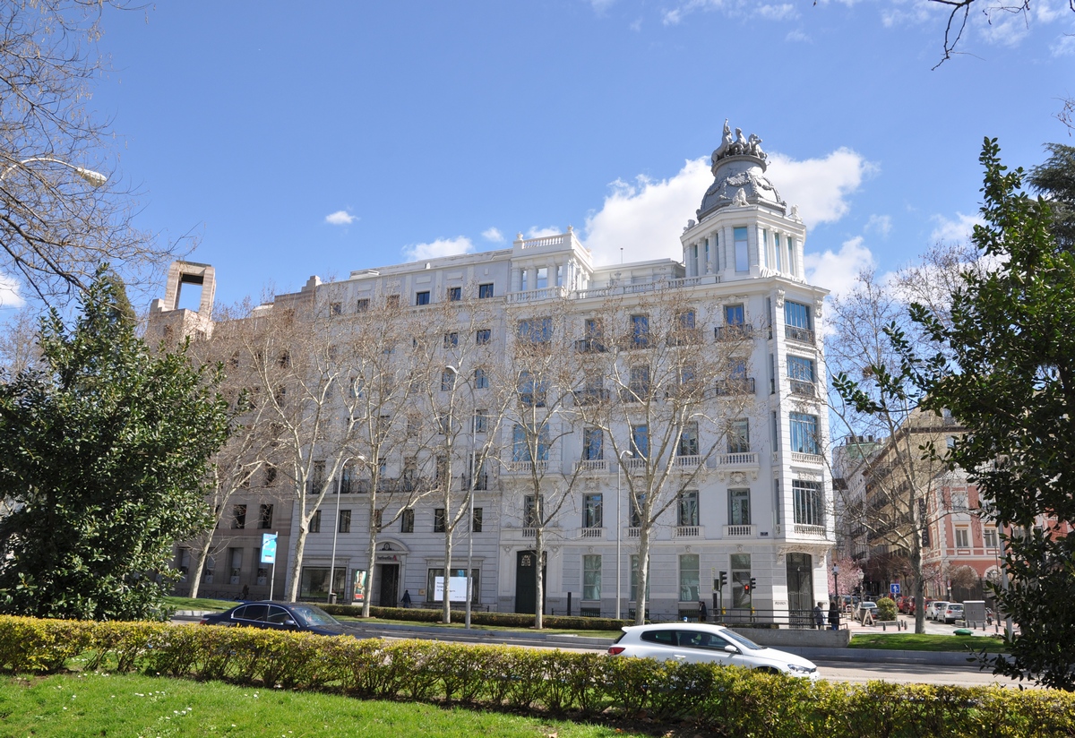 Edificio de Seguros La Aurora Madrid