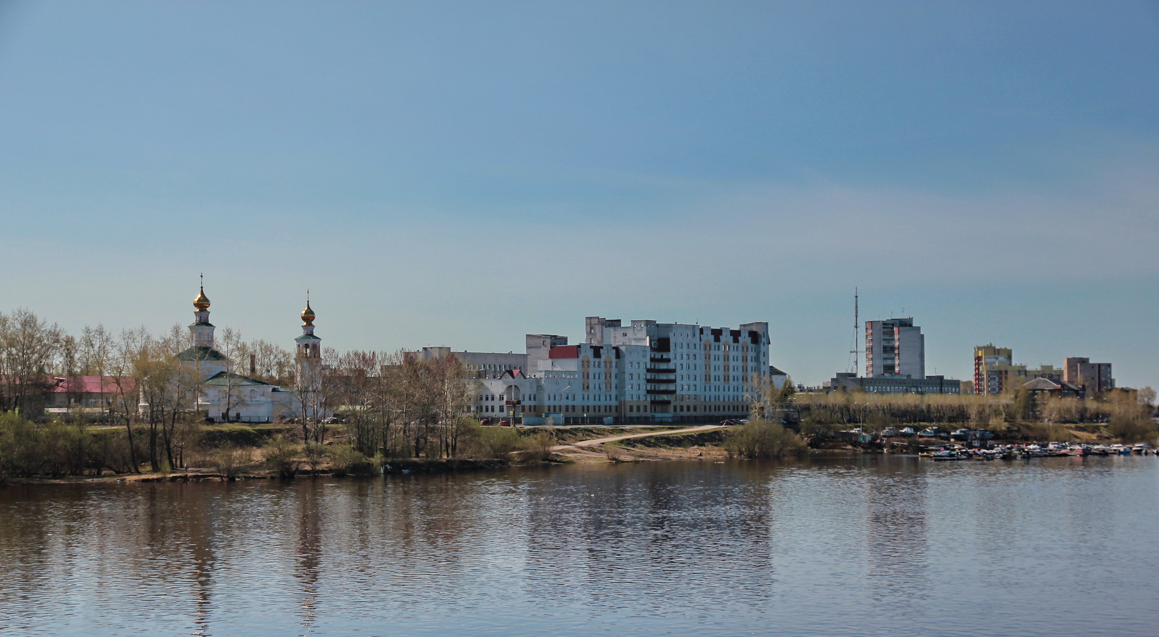 Территория первой городской клинической больницы - Архангельск