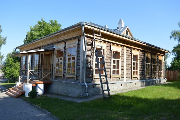 Восстановленное здание сельской деревянной школы при музее С.Есенина   Спас Клепики image 1