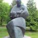 Скульптура матери и ребёнка в городе Москва