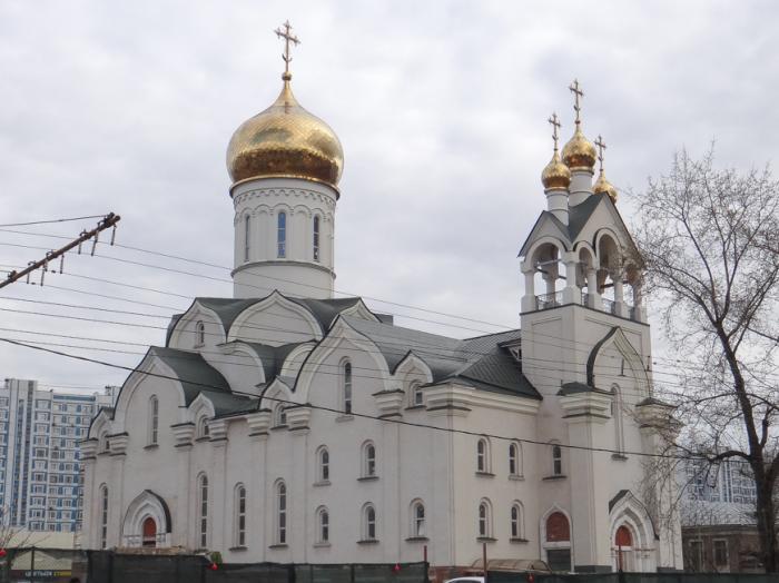 Храм в Раменках в Москве