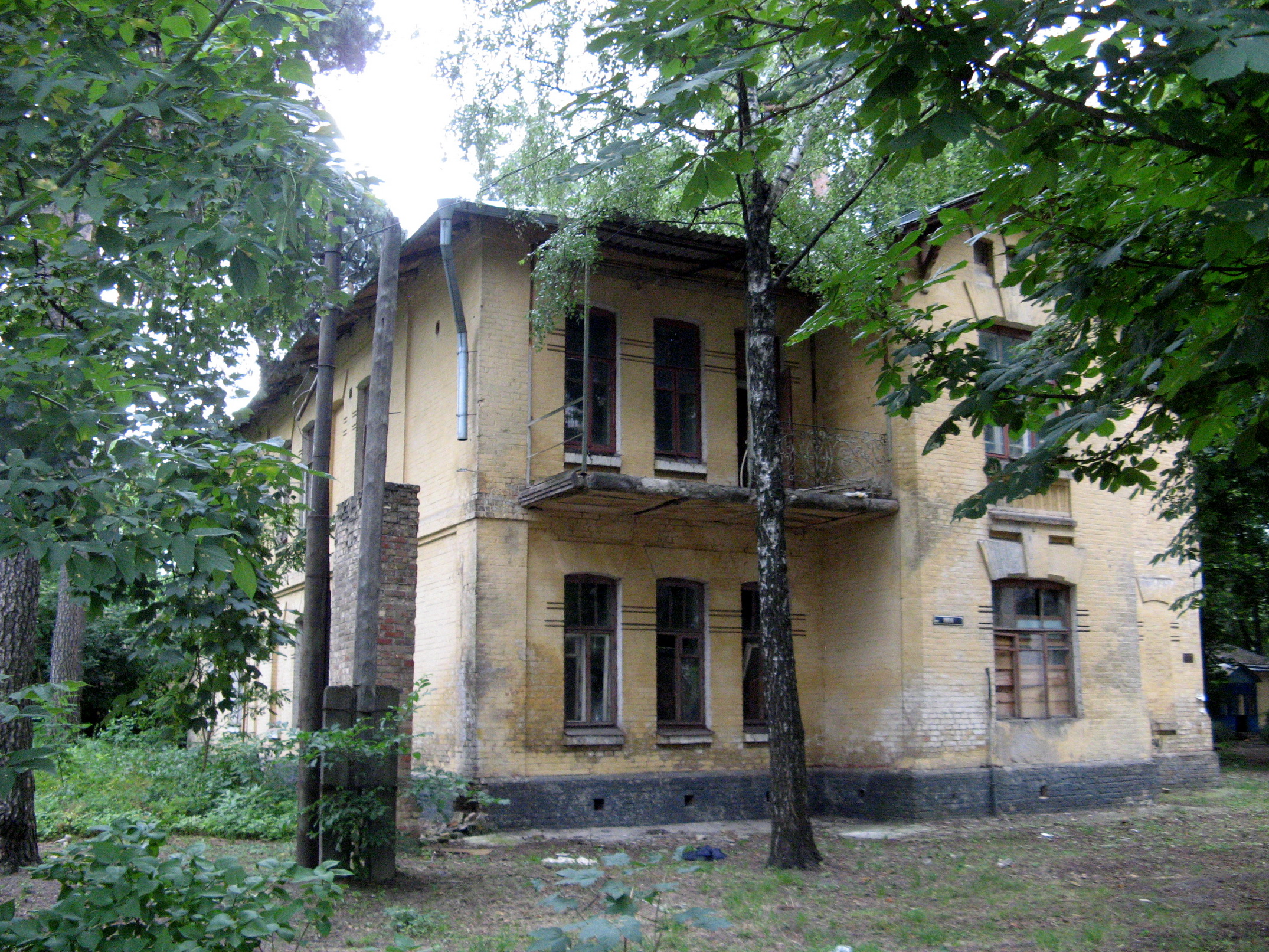 Львовская ул., 3 - Киев