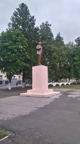 Памятник В. И. Ленину   Сасово image 5