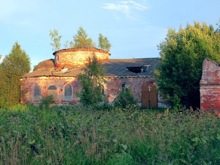 http://photos.wikimapia.org/p/00/06/94/42/33_big.jpg