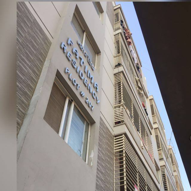 Fatima Residency Jamshed Town building, apartment building