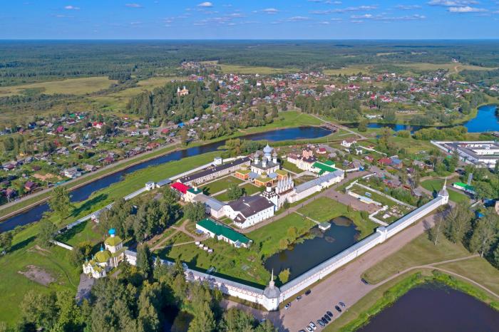 Ленинградская область Тихвин Тихвинский Успенский монастырь