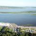 Комсомольская-на-Амуре набережная реки Амур в городе Комсомольск-на-Амуре