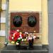 Мемориальная доска погибшим сотрудникам пожарной части в городе Киев