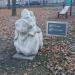 Скульптура «Мамка, кот и лялька» в городе Москва