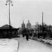 Здесь стояла церковь Бориса и Глеба у Арбатских ворот (1768–1930 гг.) в городе Москва