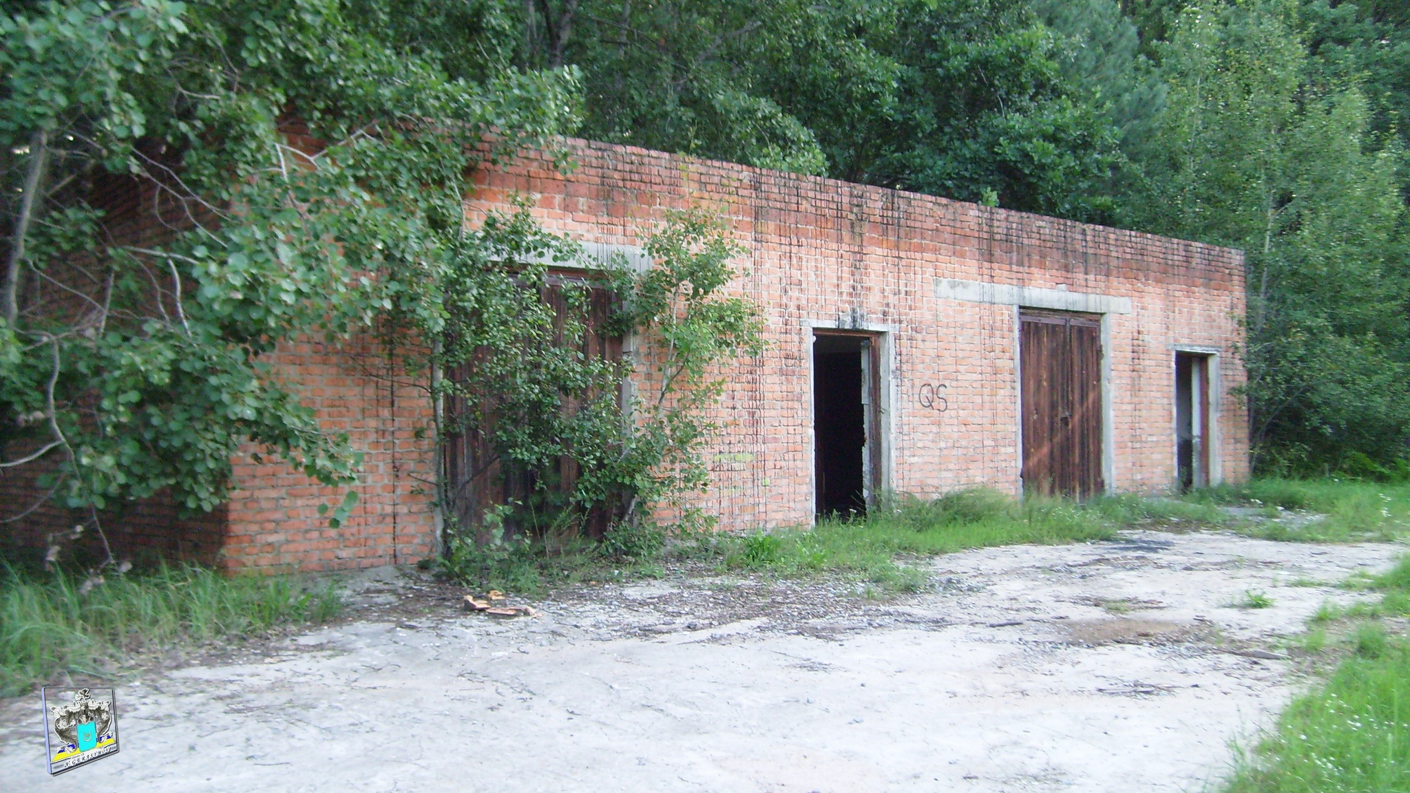 Abandoned garages