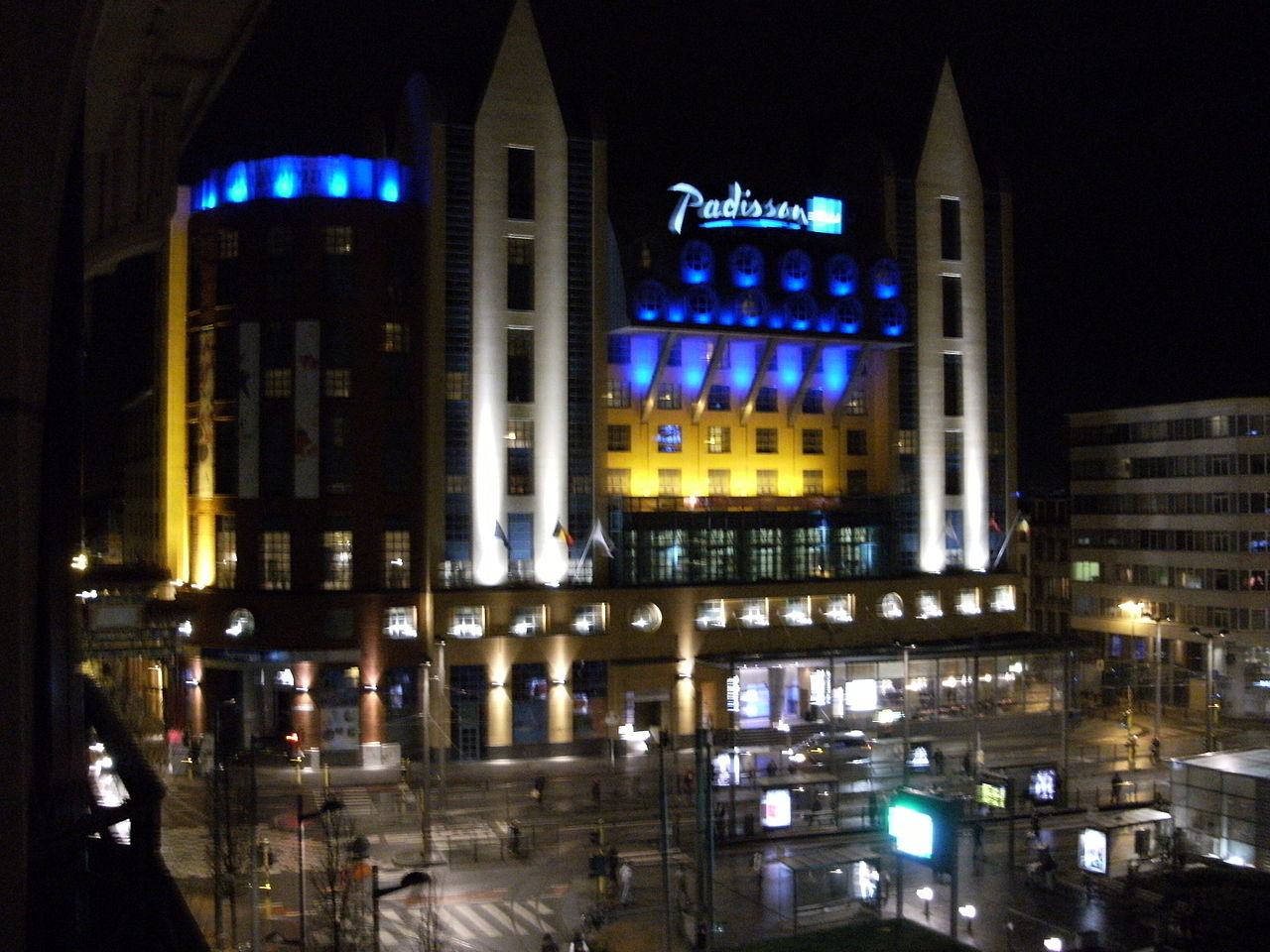 radisson blu astrid hotel antwerpen zwembad