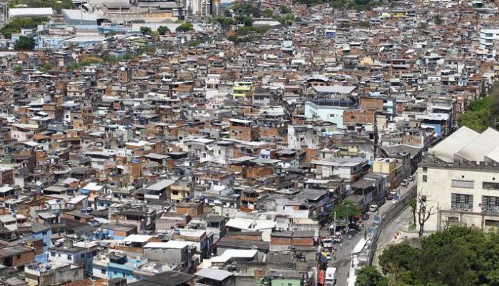 FH - A football pitch for the Jacarezinho favela