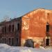 Разрушенная (обгоревшая) казарма в городе Советская Гавань