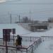 Пешеходный переход через железнодорожные пути в городе Москва