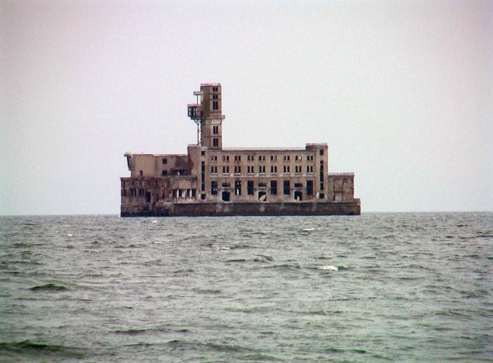 Каспийский форт Боярд: почему на месте, где ковалась Победа, гуляет лишь ветер