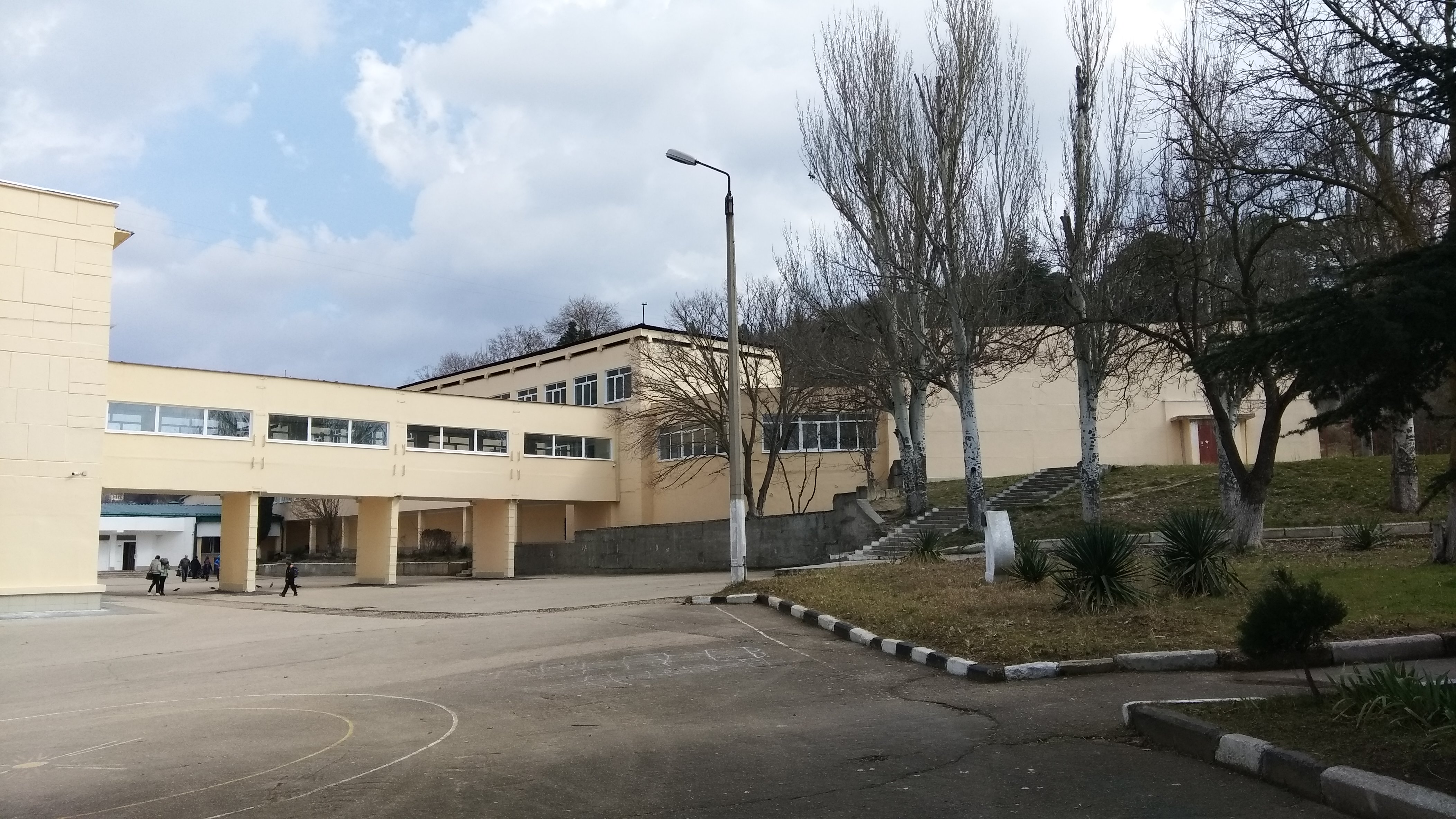 Школа 12 Севастополь