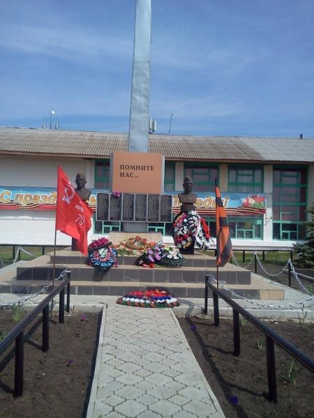 Памятник погибшим в годы Великой Отечественной войны   Алмазово image 5