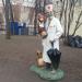 Скульптура доктора Айболита с обезьяной в городе Москва