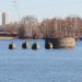 Остатки оголовков свай фундаментов от бывшей опоры ЛЭП в городе Москва