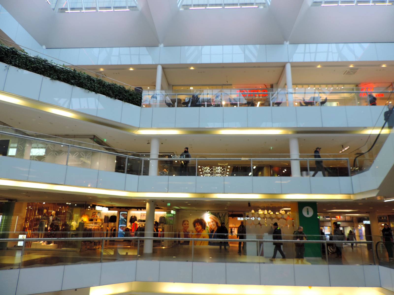 Forum Centre) Helsinki