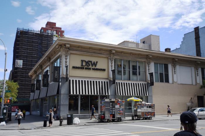 2220 Broadway - DSW Shoes - New York 