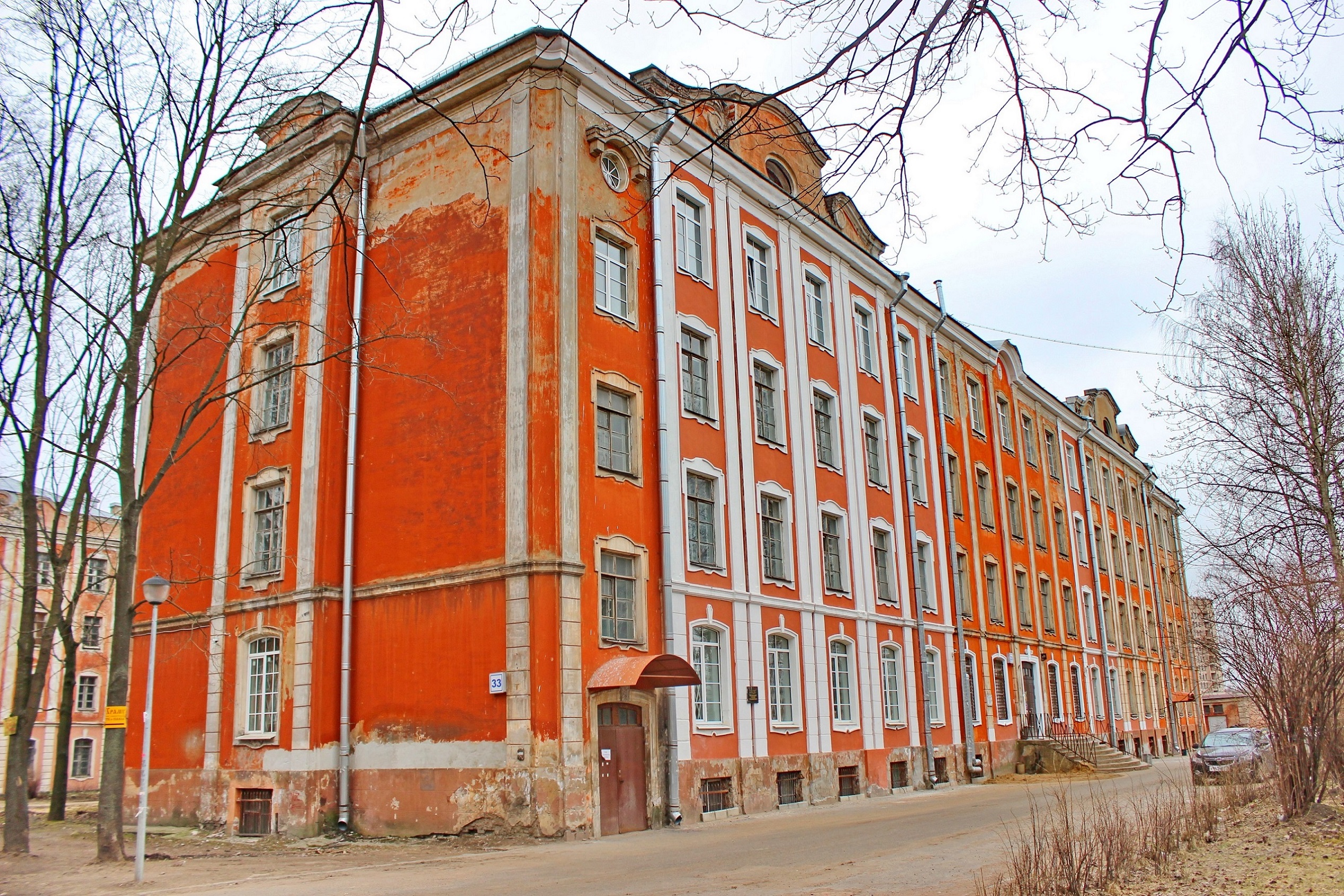 Building № 33 - Saint Petersburg