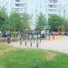 Площадка с качелями в городе Москва