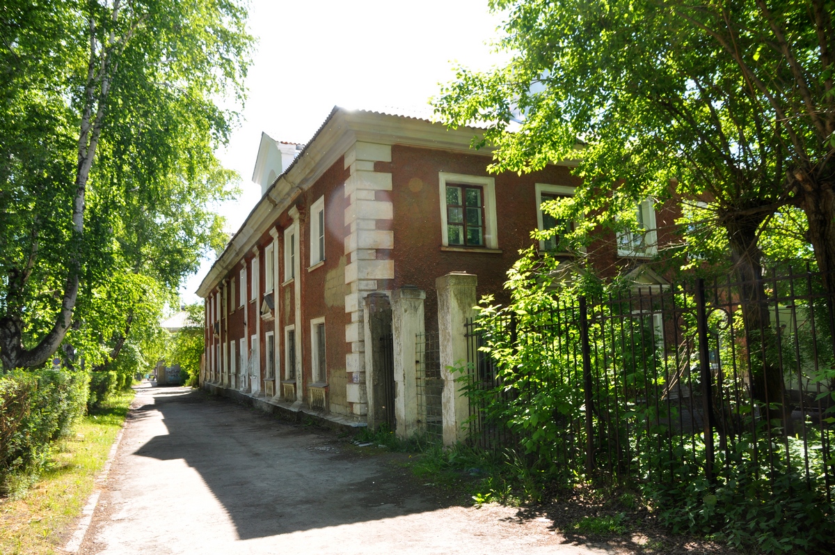 Улица Карла Либкнехта Фото