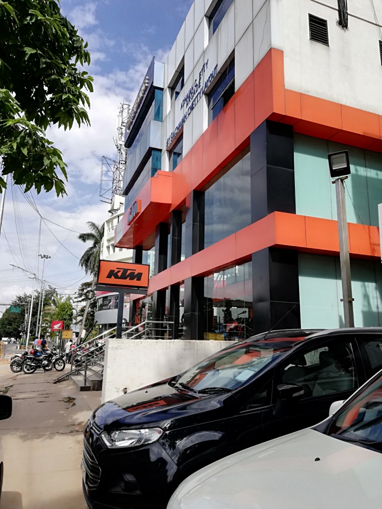 ktm showroom