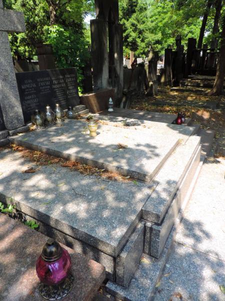 The Grave Of Zula Pogorzelska - Warsaw