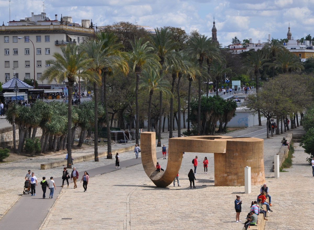 Monumento a la Tolerancia Sevilla