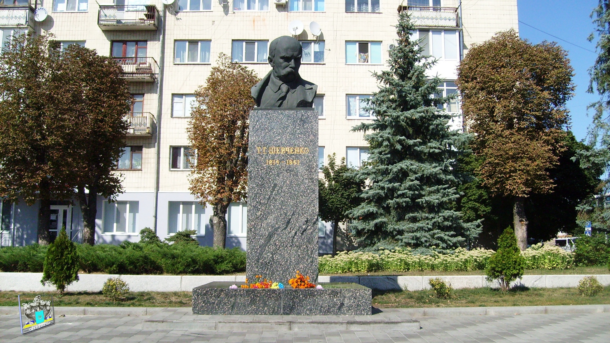 Памятник Т. Г. Шевченко - Житомир