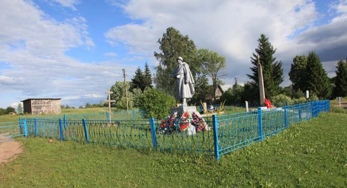 Памятник   Михайлов Погост image 0