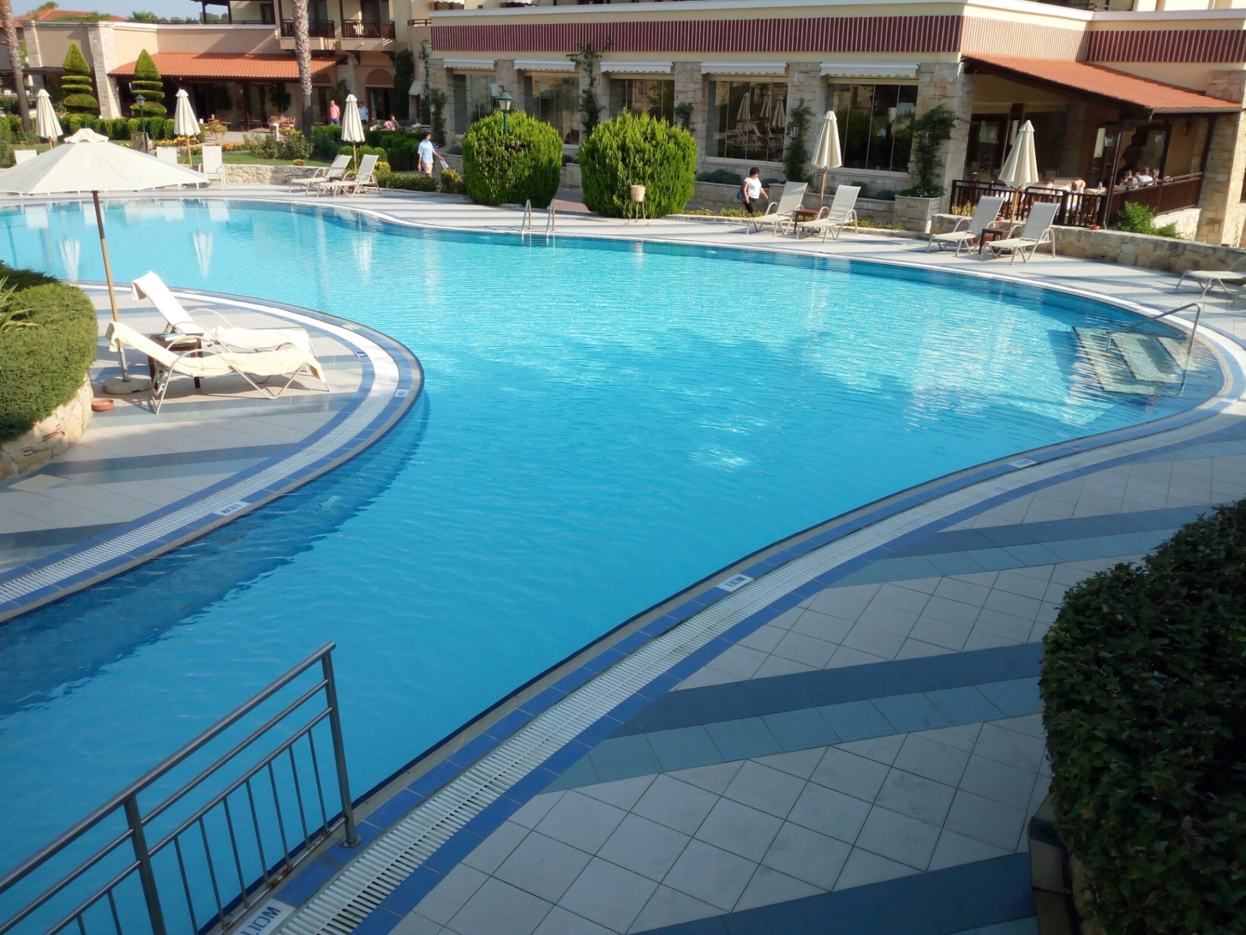 How Full Should A Pool Be at David Jacks blog