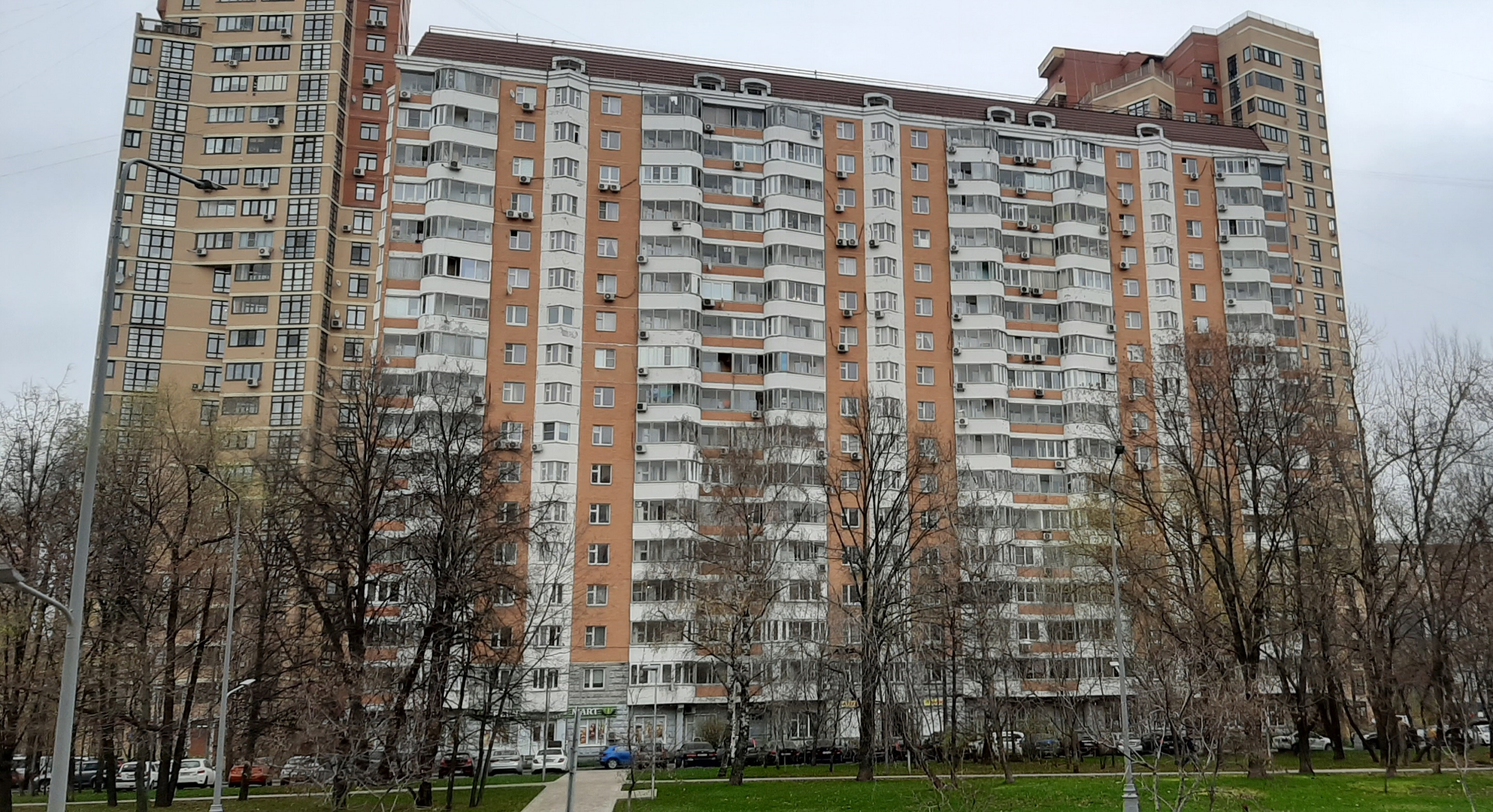 Улица Дыбенко 14 к1