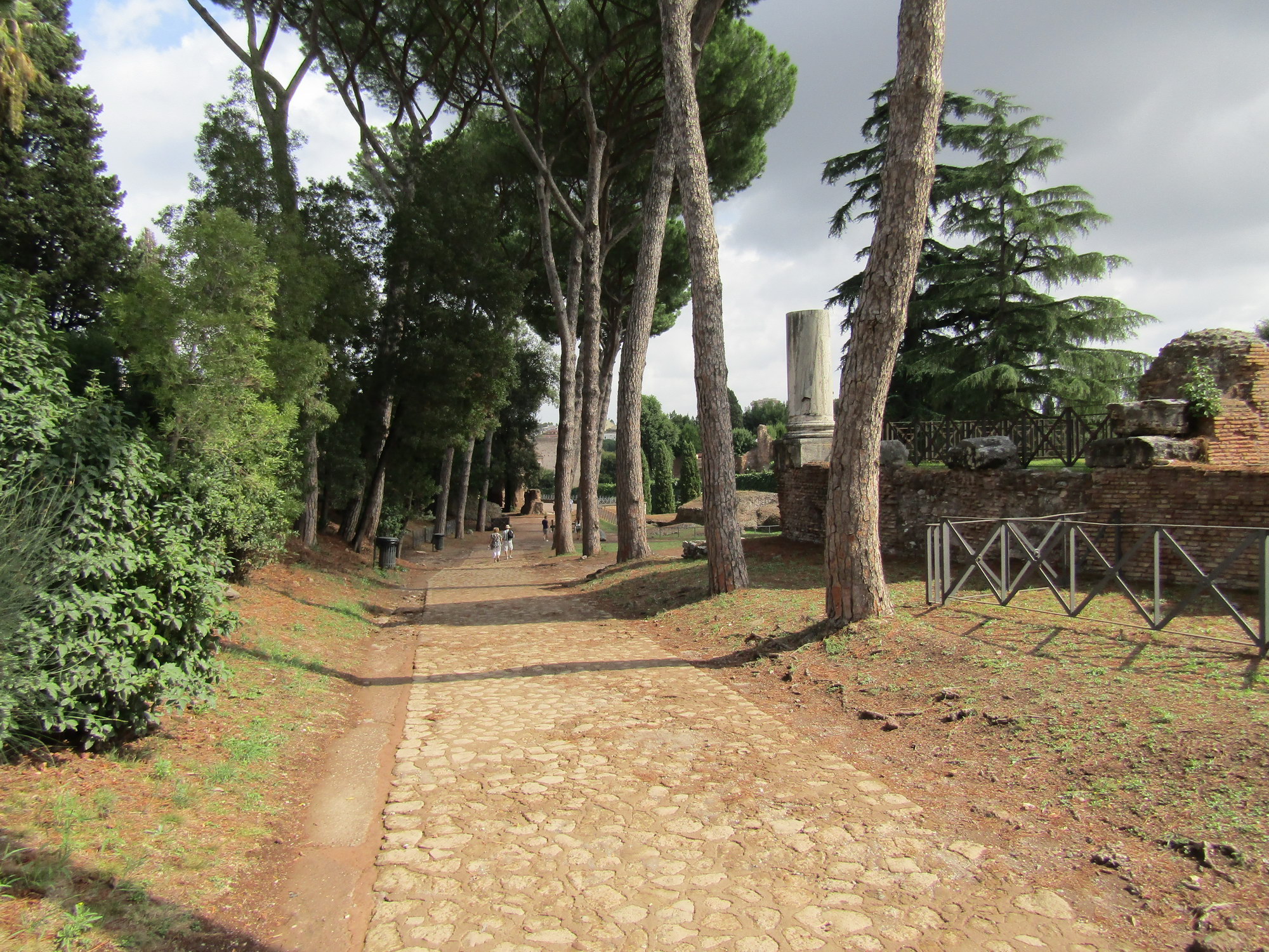 aula isiaca Rome