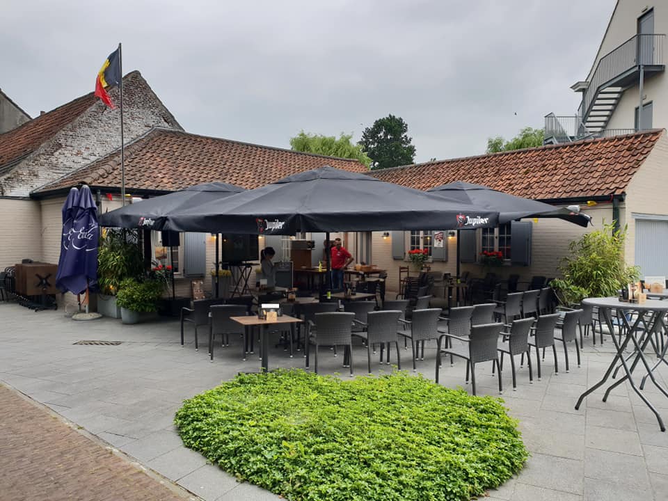 Café Am Rhein In Der Nähe Café-Biljart De Kasteeldreef - Lovendegem