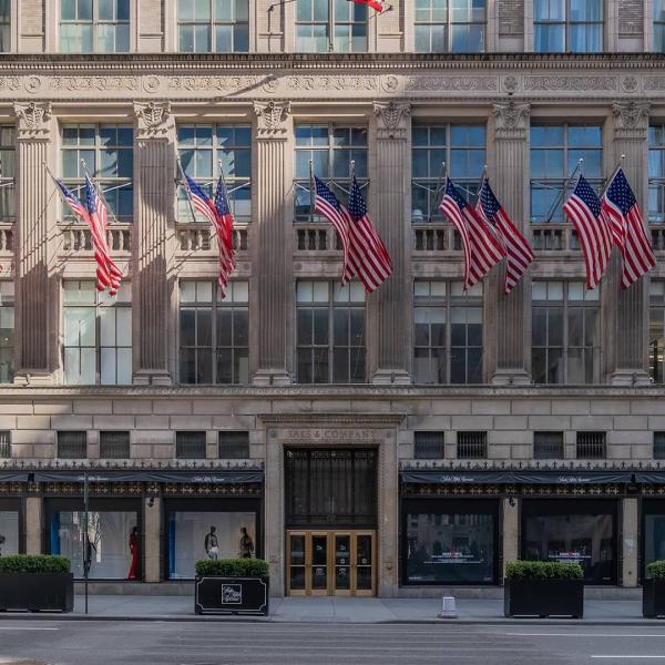 Saks Fifth Avenue flagship store - Wikipedia