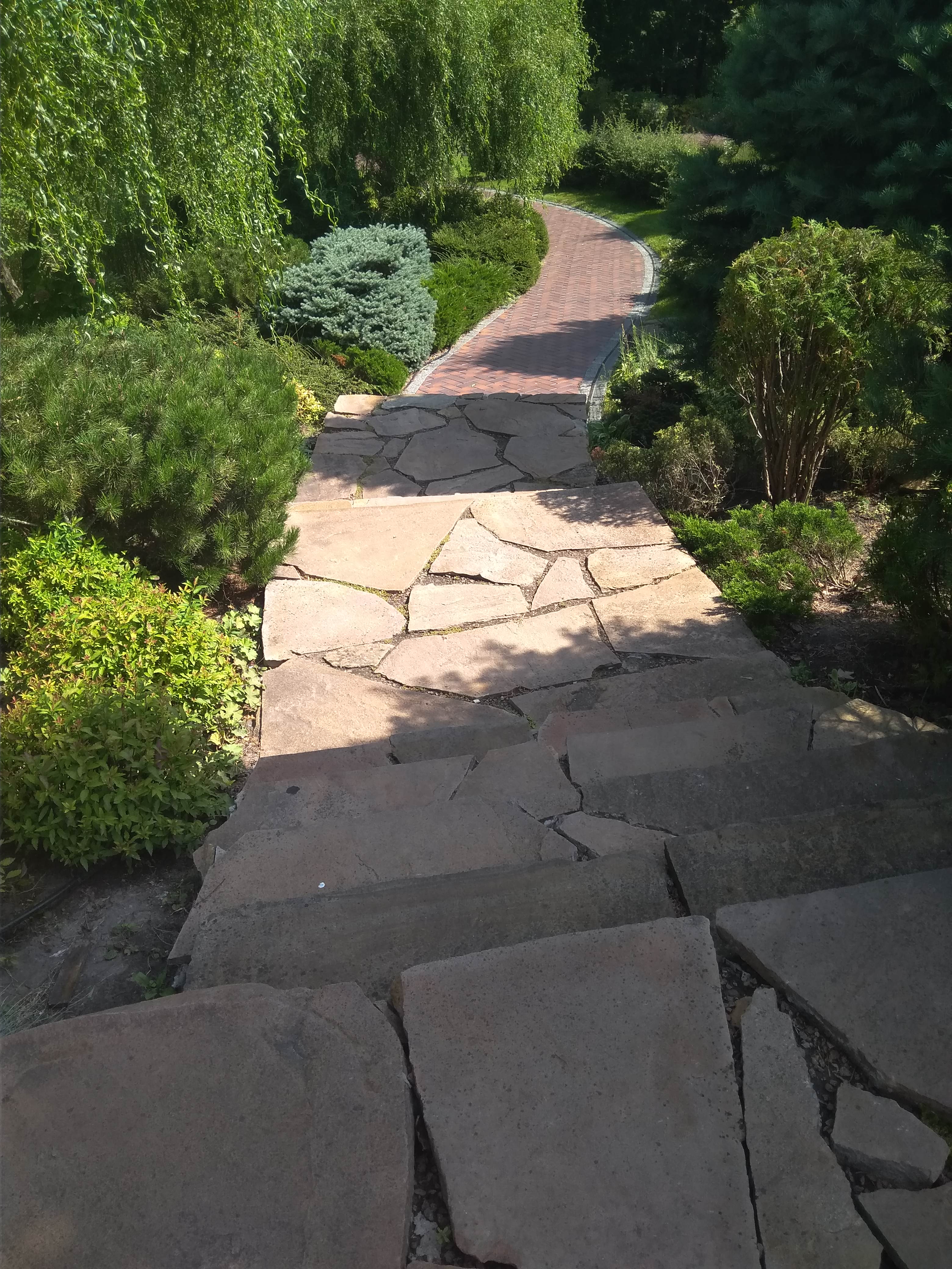 Rough stone slabs stairs