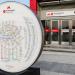 Информационный стенд со схемой метрополитена в городе Москва