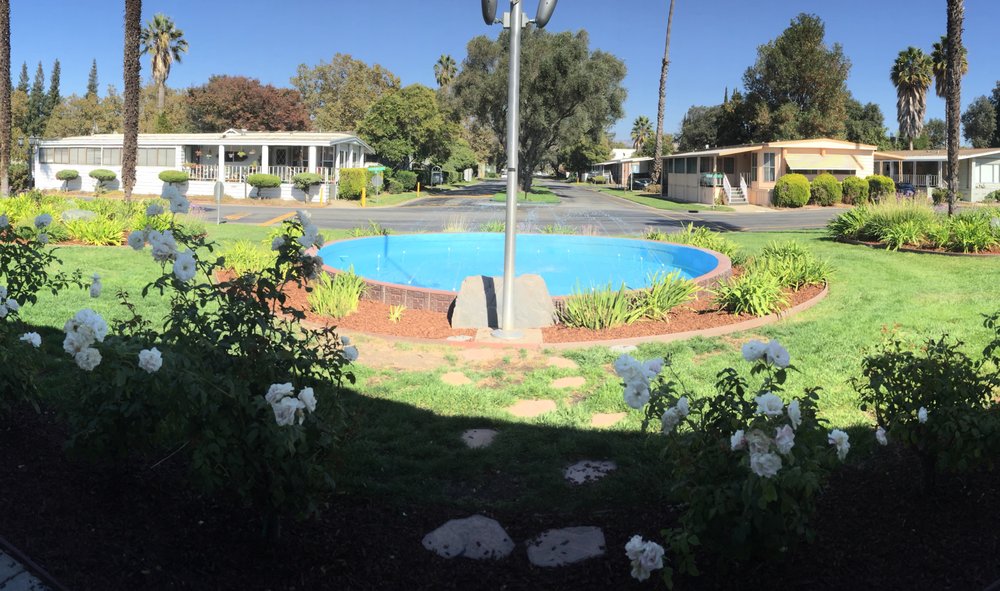 Casa Del Lago Mobile Home Park San Jose, California