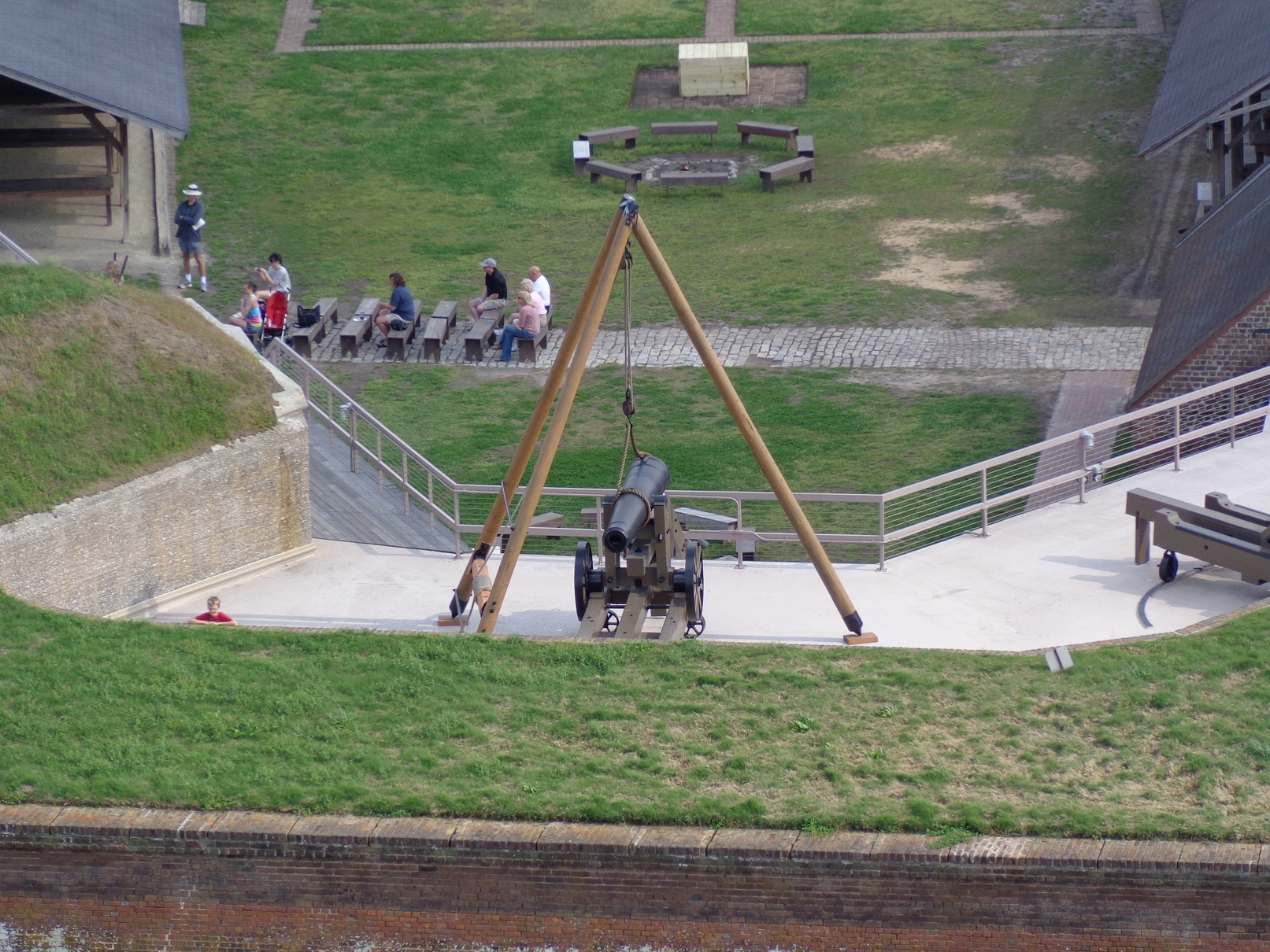 Gun with Tripod
